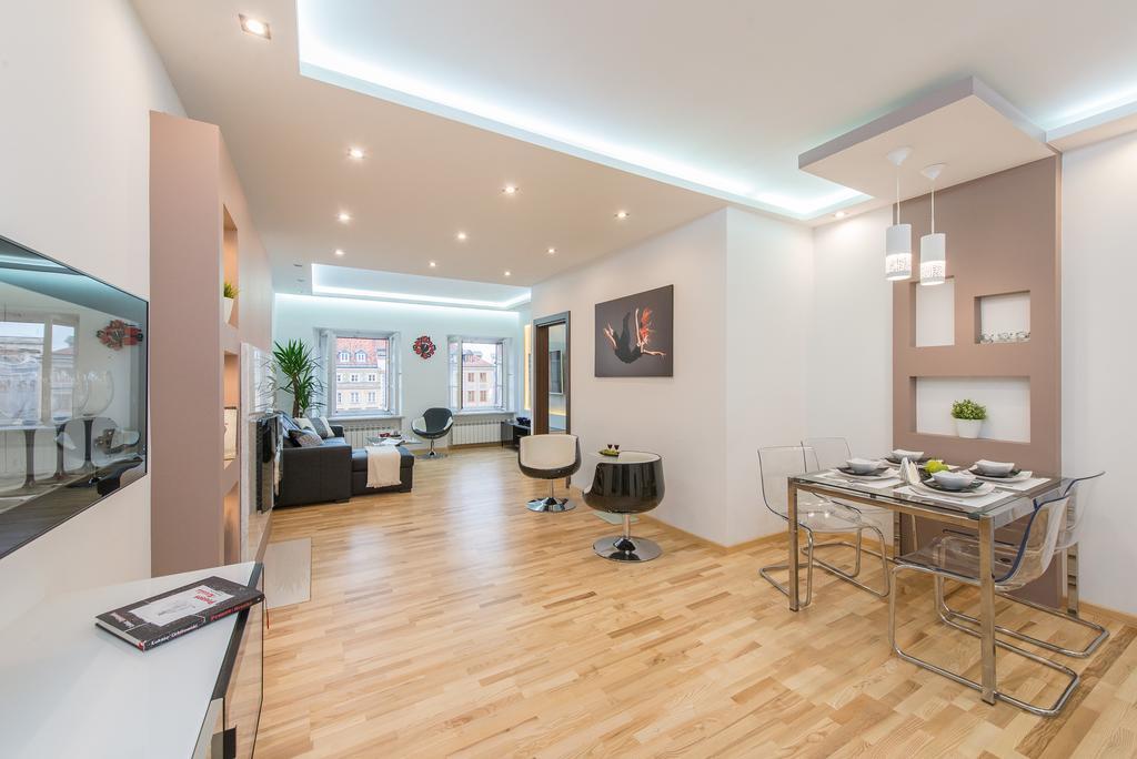 Old Town Square P&O Apartments Warsaw Ngoại thất bức ảnh
